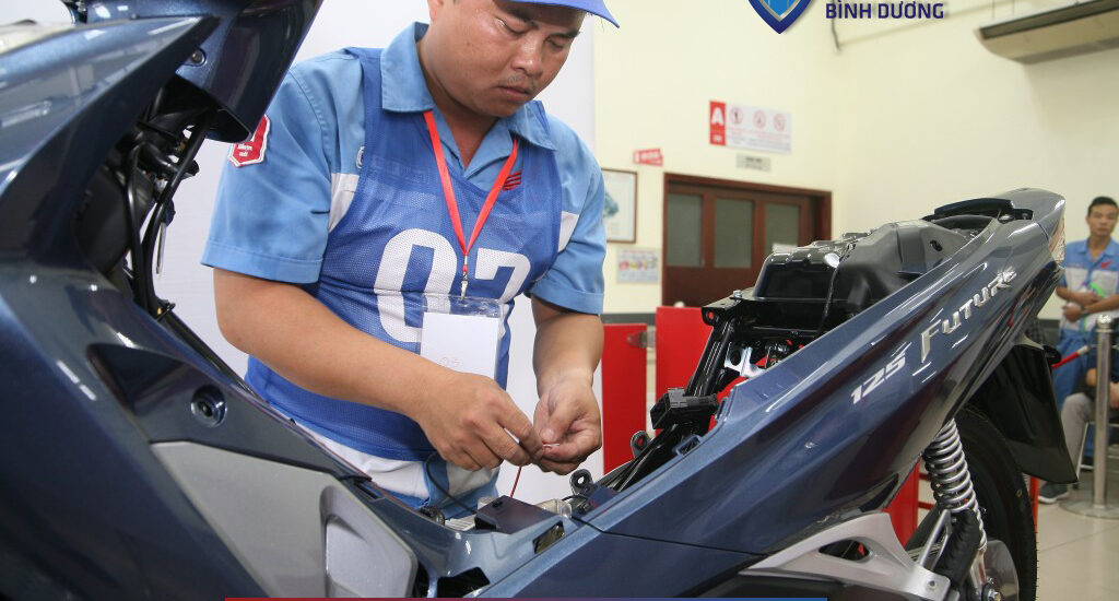 GẮN ĐỊNH VỊ XE MÁY TẠI BÌNH DƯƠNG